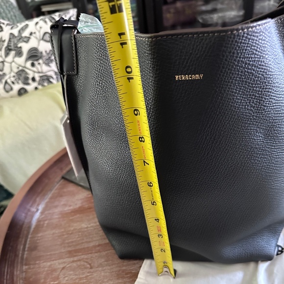 BERACAMY Paris Gratitude Clasp Bucket Bag -Midnight - BNWT + Box - Picture 9 of 16